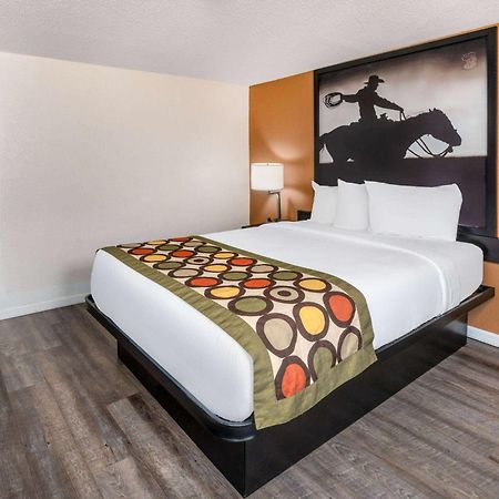 Hotel Super 8 By Wyndham Cheyenne Wy Exterior foto